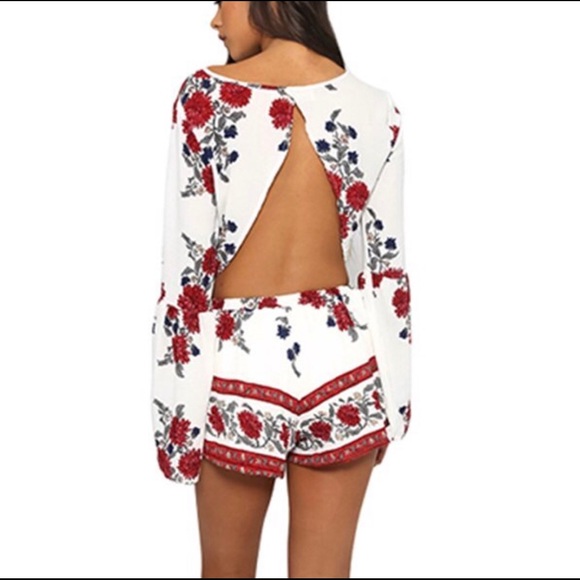 TWO PIECE SHORT SET BELL SLEEVE AT ELBOW - Picture 5 of 8